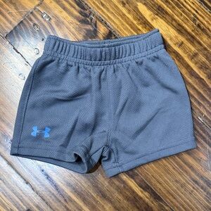 INFANT Under Armour Shorts Size 3/6 months